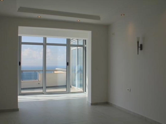 Penthaus 170 m² sa dvije terase i bazenom – Dobra Voda, Bar