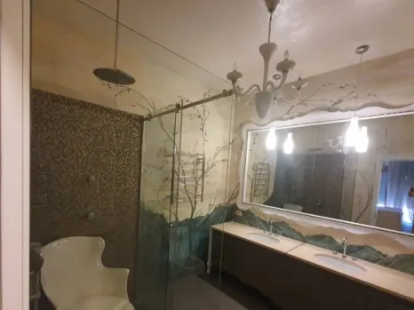 Izdavanje: Penthaus 270 m² sa terasama i pogledom na grad – centar, Podgorica
