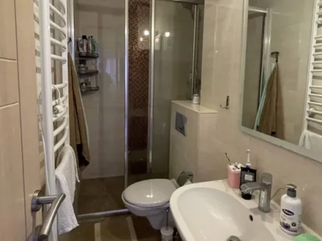 Trosoban stan 113 m² sa pogledom na more i planine – Bečići, Budva