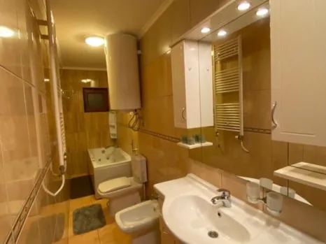 Dvosoban stan 64 m² u kompleksu sa bazenom – Dobra Voda, Bar