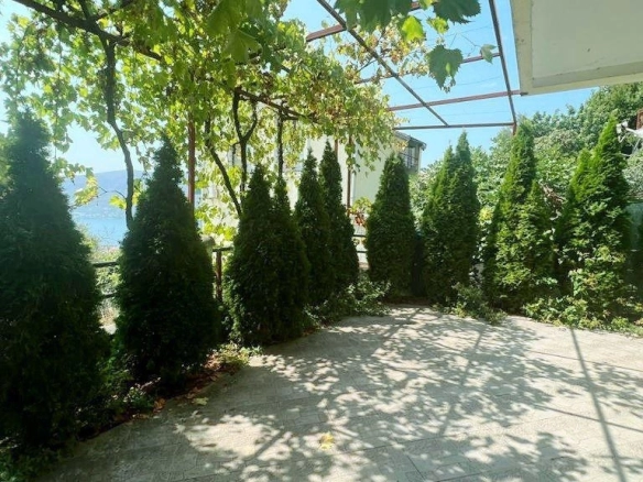 Jednosoban stan 56 m² sa velikom terasom – Topla, Herceg Novi