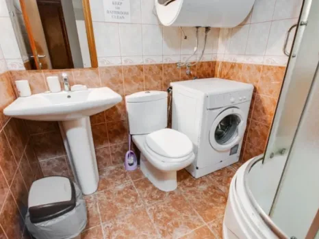 Dvosoban stan 82 m² sa visokim plafonom na dva nivoa – Budva