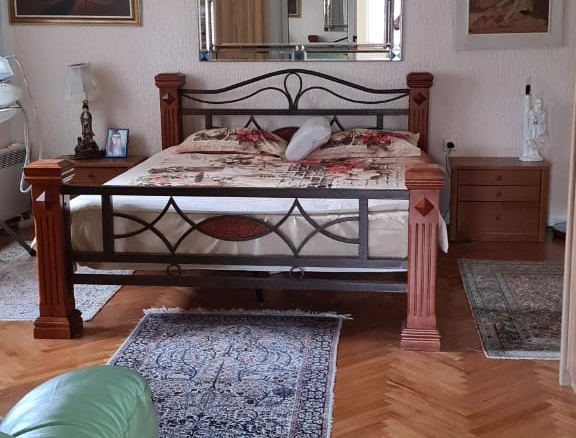 Hotel 670 m² sa 12 parking mjesta i restoranom – Ulcinj