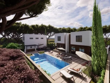 Vila 153 m² sa krovnom terasom na placu od 220 m² – Krimovica, Kotor