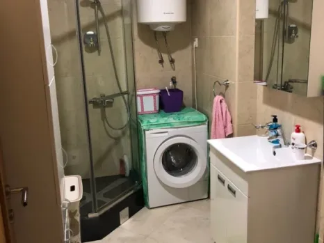 Izdavanje: Jednosoban stan 51 m² sa pogledom na more – Budva