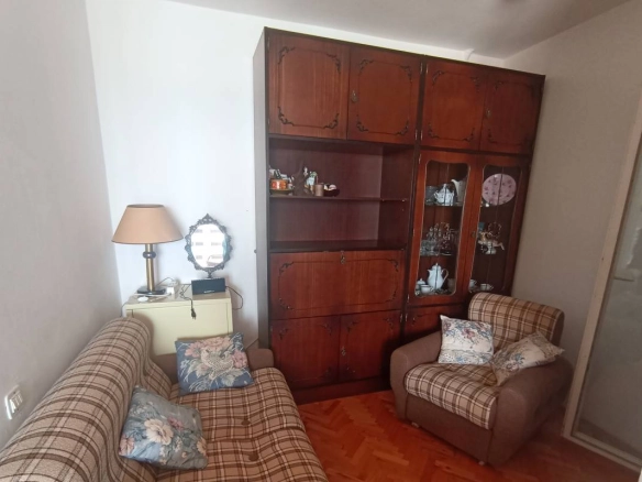 Izdavanje: Kuća 100 m² sa pogledom na more – Dobra Voda, Bar