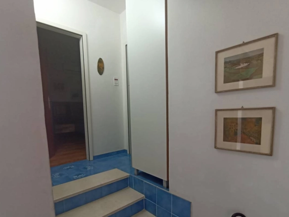 Izdavanje: Kuća 100 m² sa pogledom na more – Dobra Voda, Bar