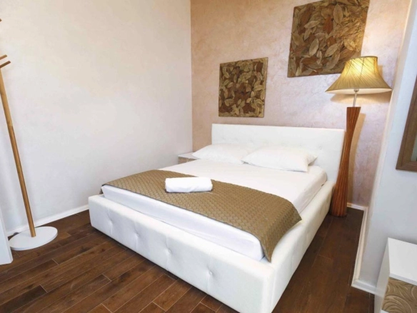 Dvosoban stan 100 m² sa dvije terase i pogledom na more – Budva