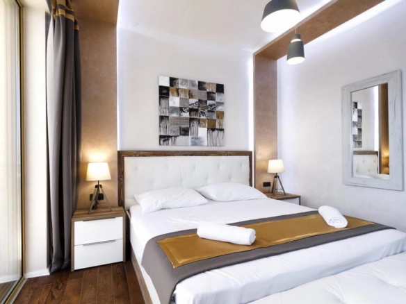 Jednosoban stan 96 m² sa pogledom na more i terasom – Budva