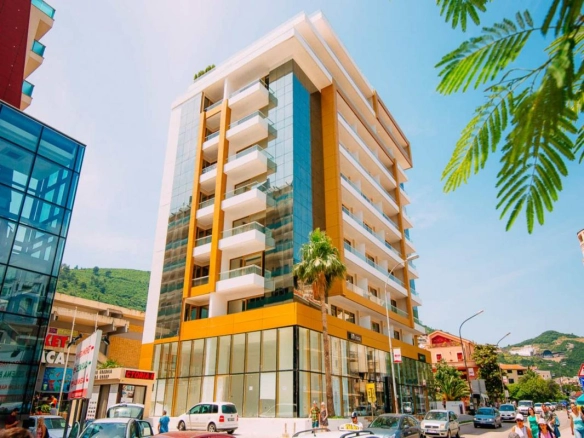 Dvosoban penthaus 105 m² sa terasom od 95 m² na 8. spratu – Budva
