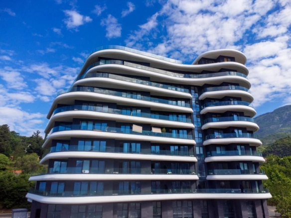 Jednosoban stan 49 m² u kompleksu na prvoj liniji do mora – Bečići, Budva