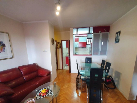 Dvosoban stan 70 m² sa terasom i pogledom na more – Dubovica, Budva