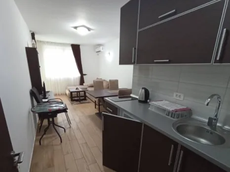 Izdavanje: Hotel sa 4 sprata i bazenom – Dobra Voda, Bar