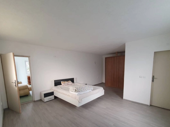 Kuća 170 m² sa pogledom na more sa svakog sprata – Dobra Voda, Bar