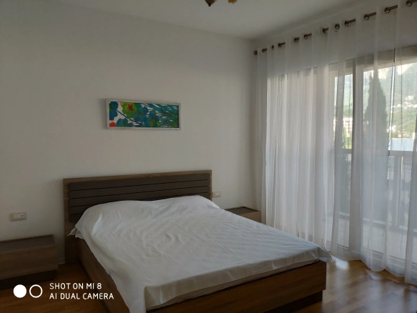 Stan 86 m² sa pogledom na more i planine – Bečići, Budva