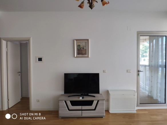 Stan 86 m² sa pogledom na more i planine – Bečići, Budva
