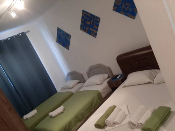 Izdavanje: Garsonjera 25 m² blizu mora – Dobra Voda, Bar