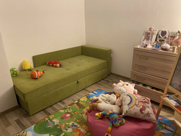 Izdavanje: Stan 170 m² sa pogledom na planine – Podgorica