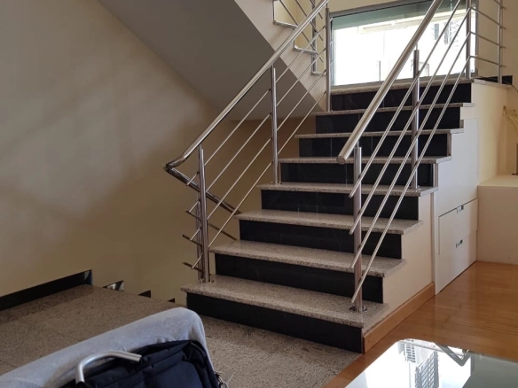 Stan 220 m² sa pogledom na more i planine – Gospoština, Budva