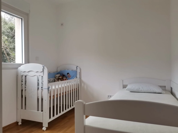 Stan 67 m² sa pogledom na planine – Budva