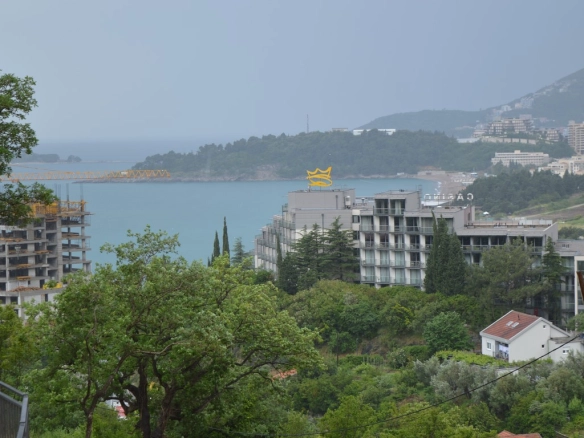Jednosoban stan 75 m² sa pogledom na more i planine – Rafailovići, Budva