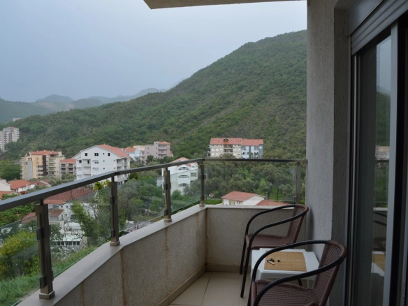 Jednosoban stan 75 m² sa pogledom na more i planine – Rafailovići, Budva