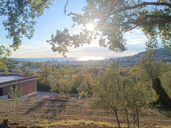 Plac 4200 m² sa pogledom na more, grad i planine – Bjeliši, Bar