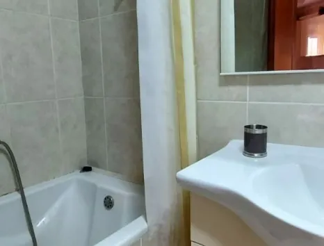 Izdavanje: Jednosoban stan 30 m² u centru, 400 m od mora – Bar