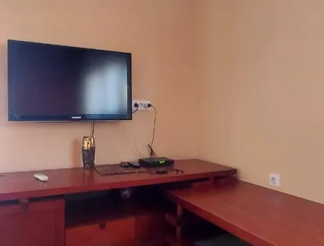 Izdavanje: Jednosoban stan 30 m² u centru, 400 m od mora – Bar