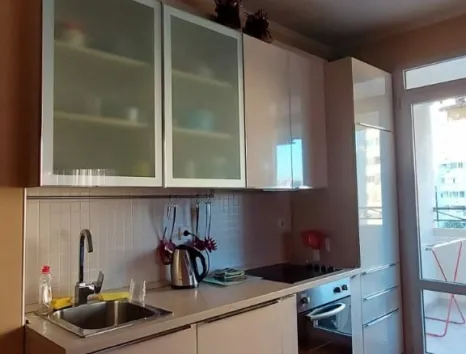 Izdavanje: Jednosoban stan 30 m² u centru, 400 m od mora – Bar