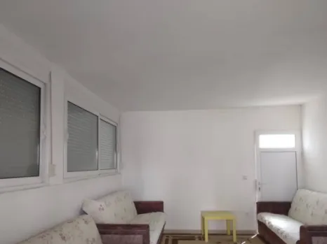 Kuća 300 m² na tri etaže sa pomoćnim objektom – Dobra Voda, Bar