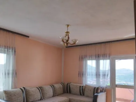 Kuća 300 m² na tri etaže sa pomoćnim objektom – Dobra Voda, Bar