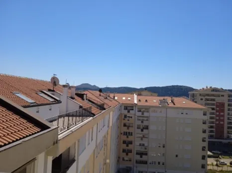 Trosoban stan 100 m² sa pogledom na more – Bar