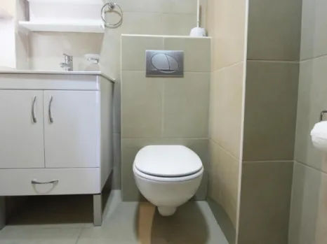 Izdavanje: Dvosoban stan 70 m² u kompleksu sa 2 bazena – Pržno, Budva