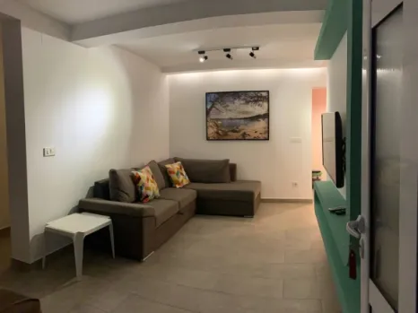 Dvosoban stan 120 m² potpuno opremljen, blizu mora – Šušanj, Bar