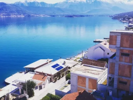 Kuća sa bazenom u Krašićima