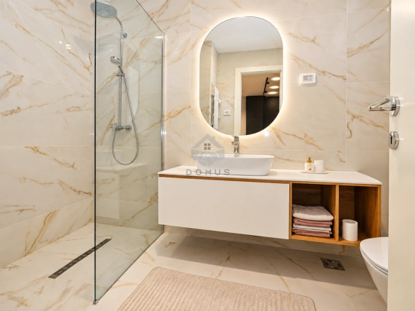Jednosoban lux stan 57 m² + garaža, Atlas Capital – Podgorica