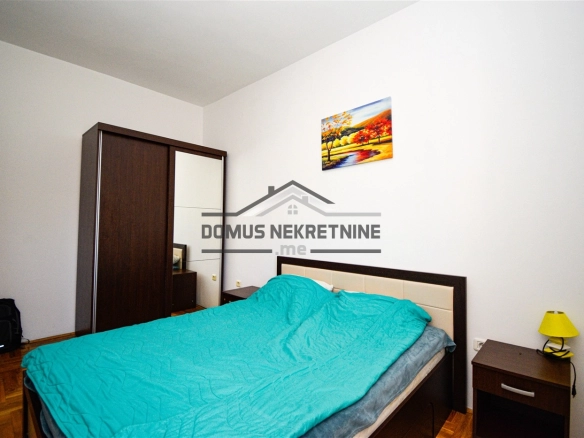 Jednosoban stan 54 m² + parking, Stari Aerodrom – Podgorica