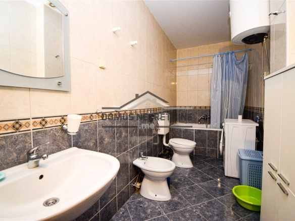 Jednosoban stan 54 m² + parking, Stari Aerodrom – Podgorica