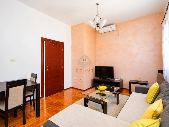 Jednosoban stan 54 m² + parking, Stari Aerodrom – Podgorica