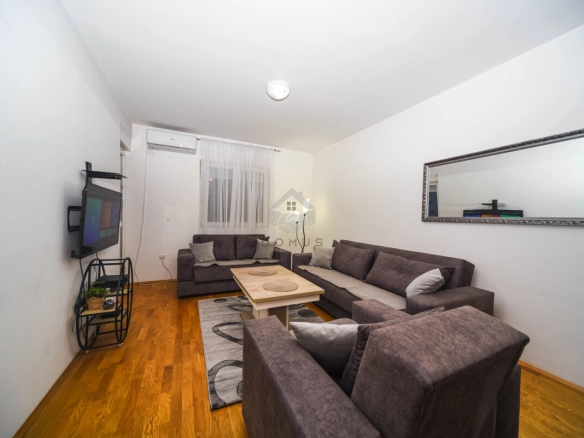Jednosoban stan 45 m² + parking, Stari Aerodrom – Podgorica