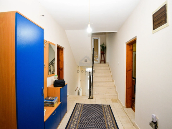 Porodična kuća 477 na placu od 1.660 m², Donja Gorica – Podgorica