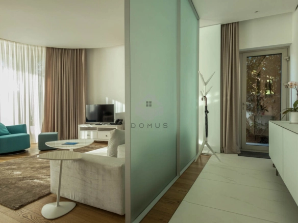 Jednosoban luksuzan stan 95 m² sa pogledom na more, Dukley Gardens – Budva