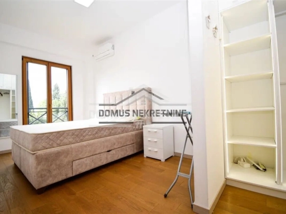 Jednosoban namješten stan 55 m², Gorica – Podgorica