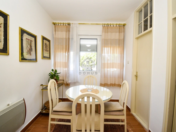 Dvosoban namješten stan 77 m², Tuški Put – Podgorica