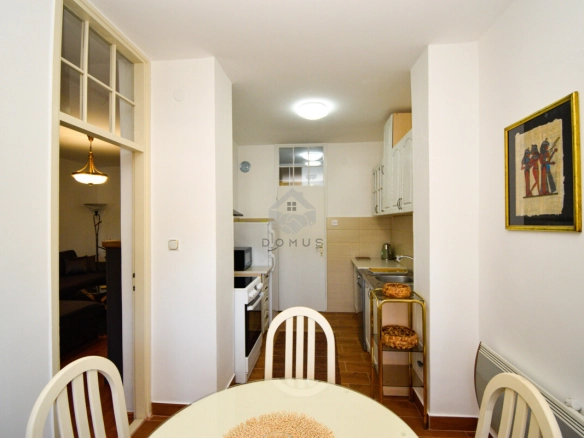 Dvosoban namješten stan 77 m², Tuški Put – Podgorica