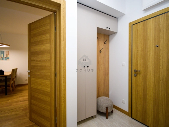 Dvosoban stan 75 m² + garaža, New City – Podgorica