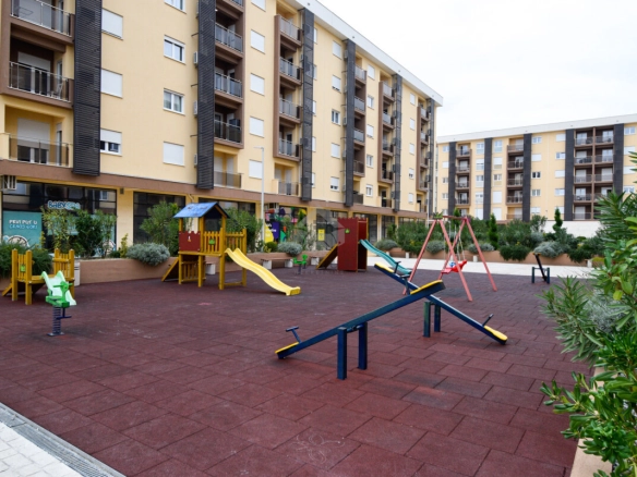 Dvosoban stan 75 m² + garaža, New City – Podgorica
