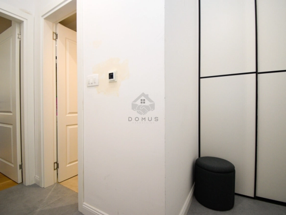 Jednosoban stan 42 m² + parking, Centar – Podgorica
