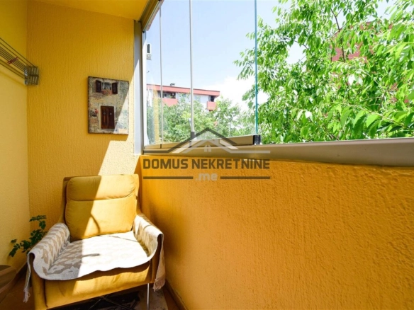 Jednosoban namješten stan 45 m², Krivi Most – Podgorica